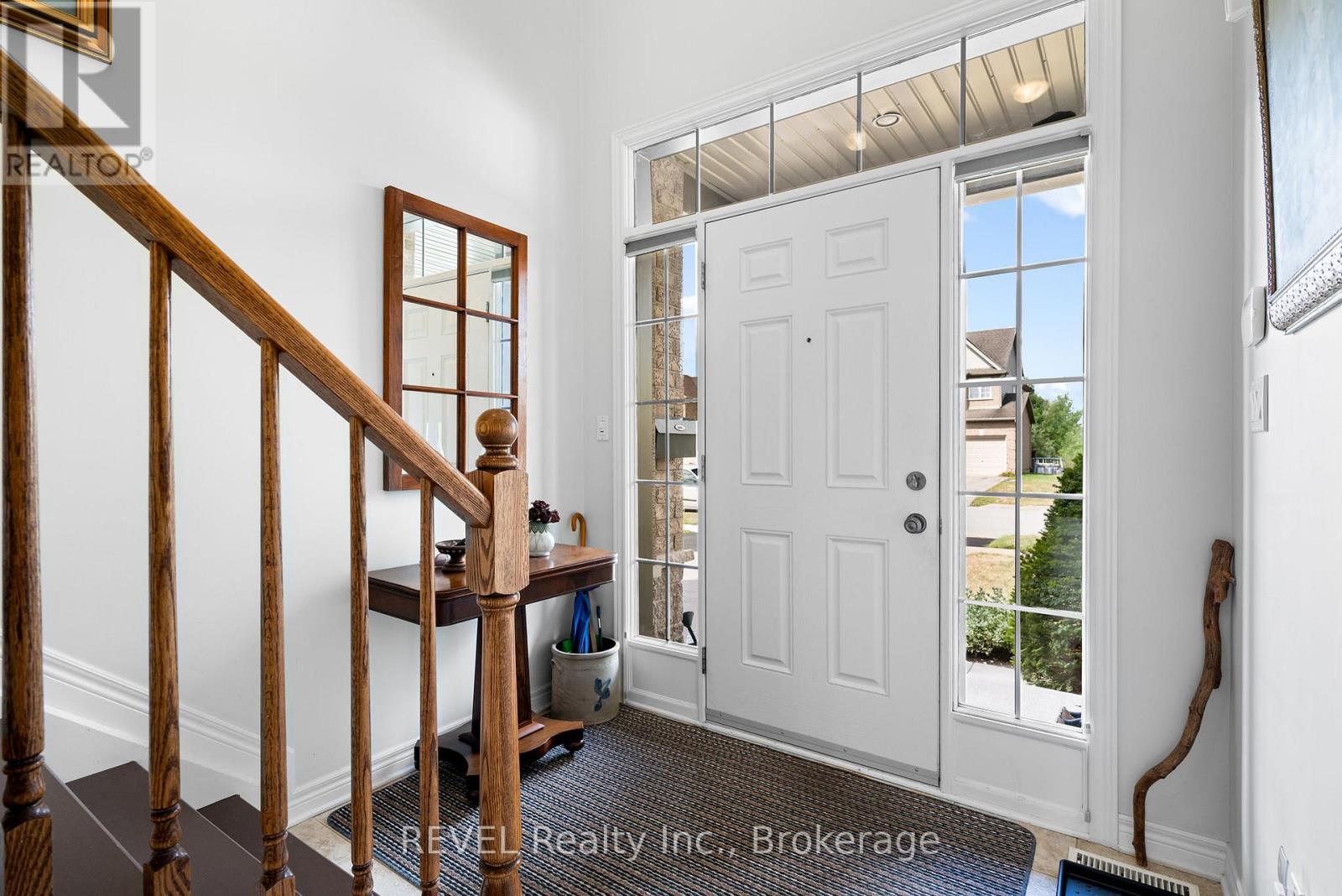Photo 5 of 490 Carrie Avenue, Fort Erie ON