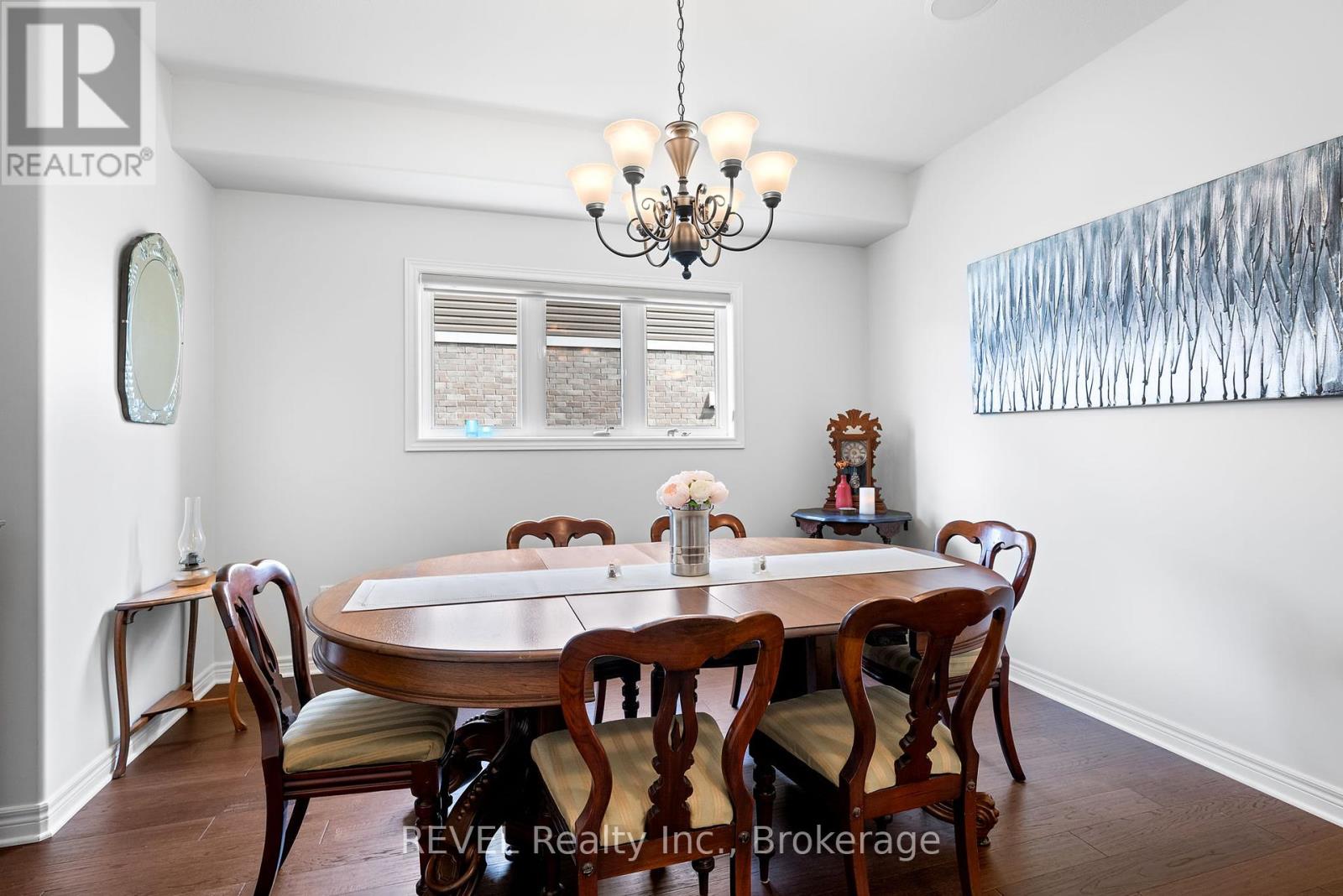 Photo 8 of 490 Carrie Avenue, Fort Erie ON
