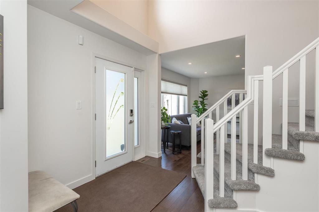 Photo 40 of 258 Southbridge Drive, Winnipeg MB