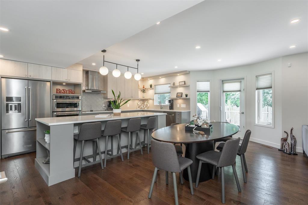 Photo 37 of 258 Southbridge Drive, Winnipeg MB