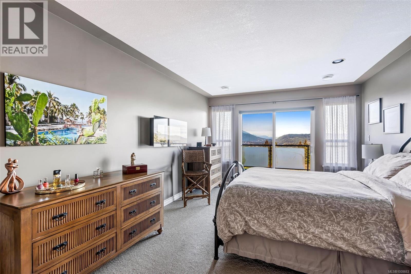 Photo 17 of 6015 Chippewa Rd, Duncan BC