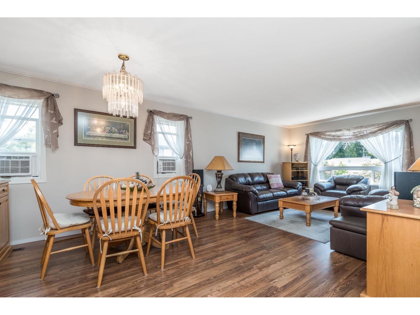 Photo 11 of 10067 Merritt Drive Fairfield Island, Chilliwack BC