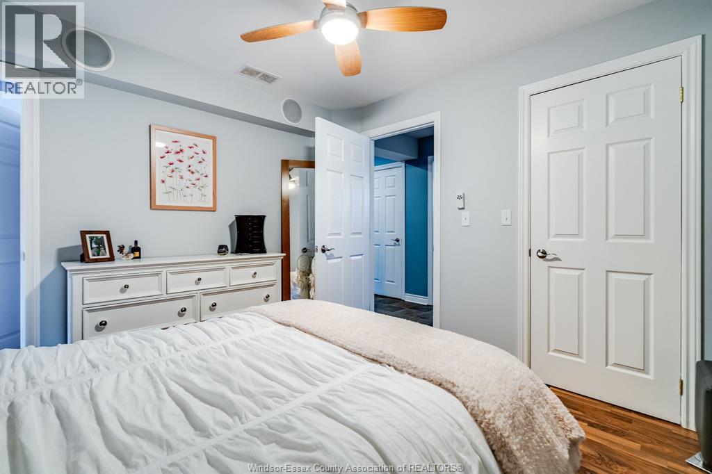 Photo 32 of 95 Millbrook Drive, Kingsville ON