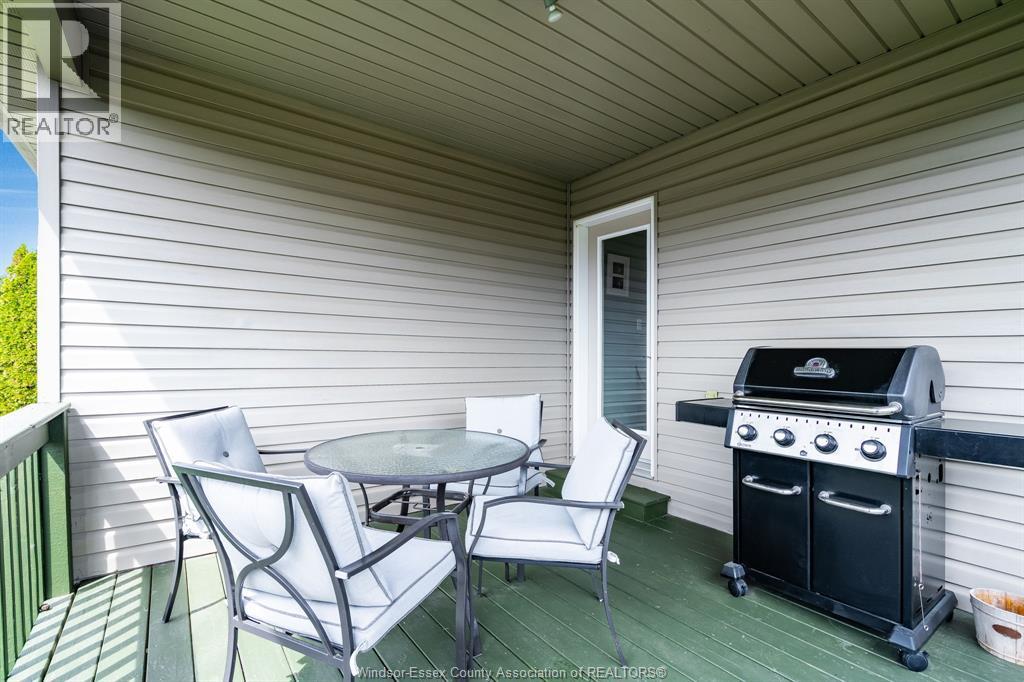 Photo 35 of 95 Millbrook Drive, Kingsville ON