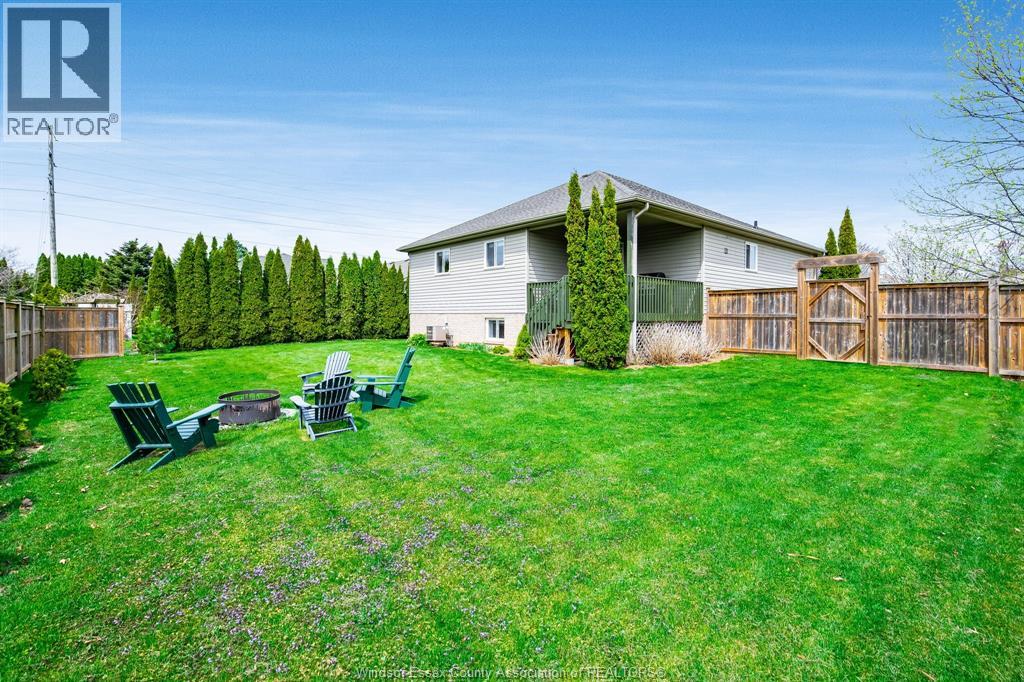 Photo 40 of 95 Millbrook Drive, Kingsville ON