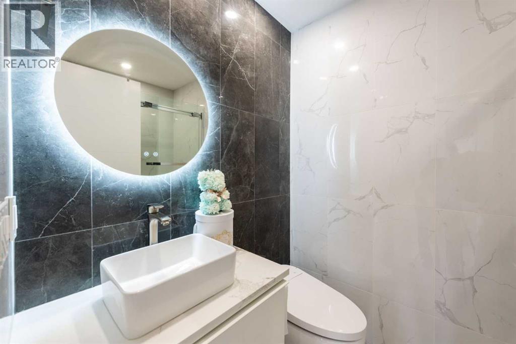 Single Family House Multi-level for Sale in #   Avenue NE Mayland Heights Calgary 