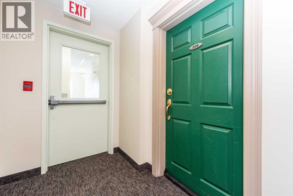 Single Family House Multi-level for Sale in #   Avenue NE Mayland Heights Calgary 
