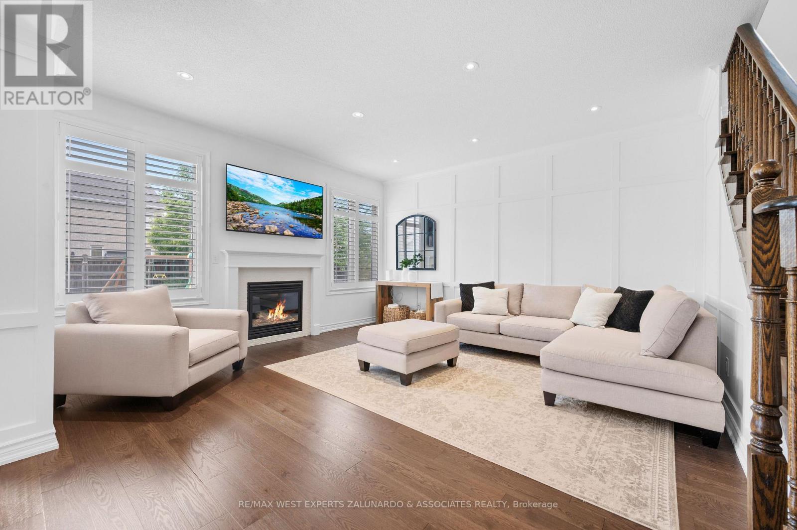 Photo 30 of 18 Faris Street, Bradford West Gwillimbury ON