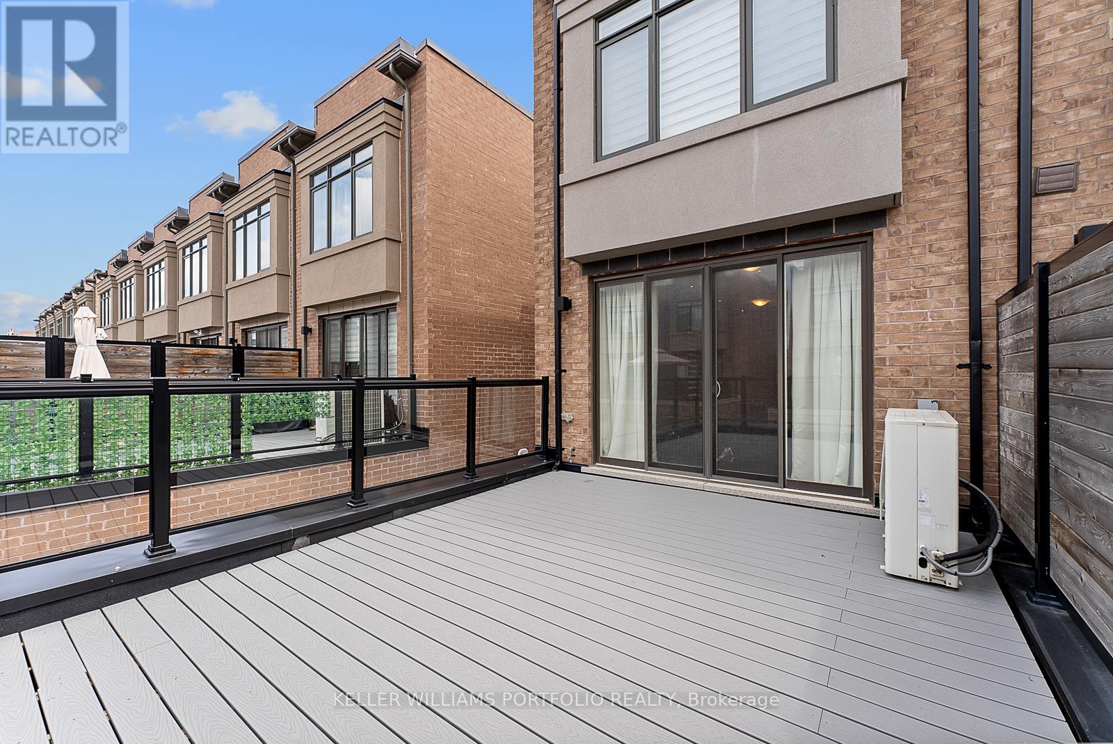 Photo 42 of 32 Troon Avenue, Vaughan ON