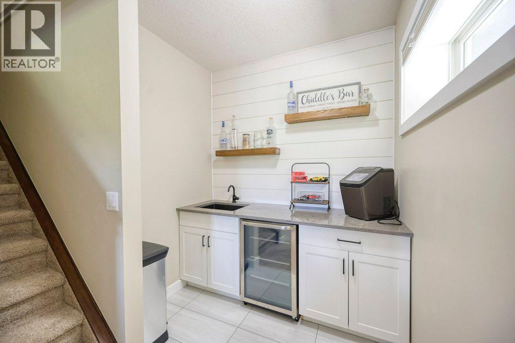 Photo 14 of 104 Nolanlake View Nw, Calgary AB