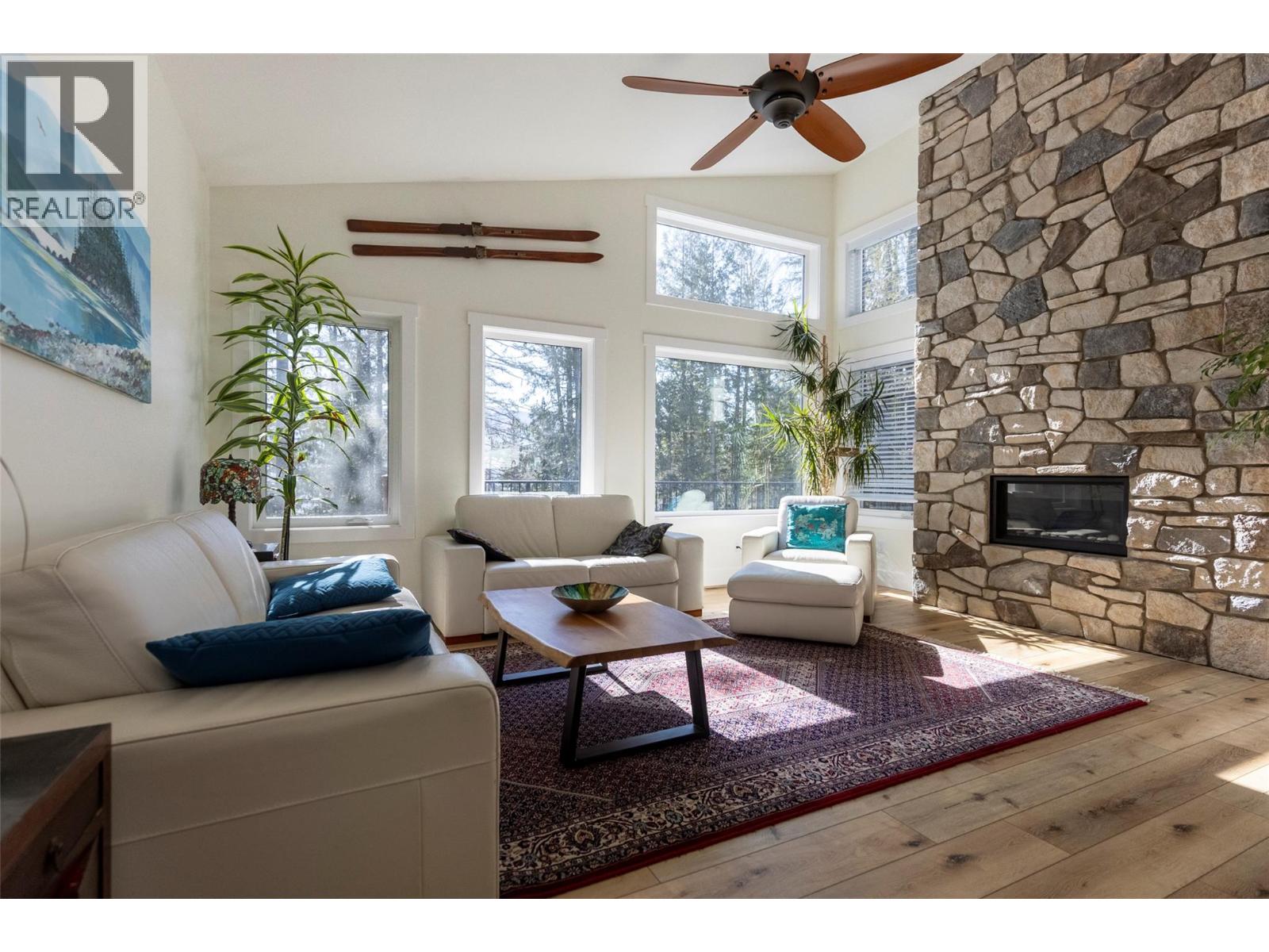 9 Lodge Trail Lane, Fernie