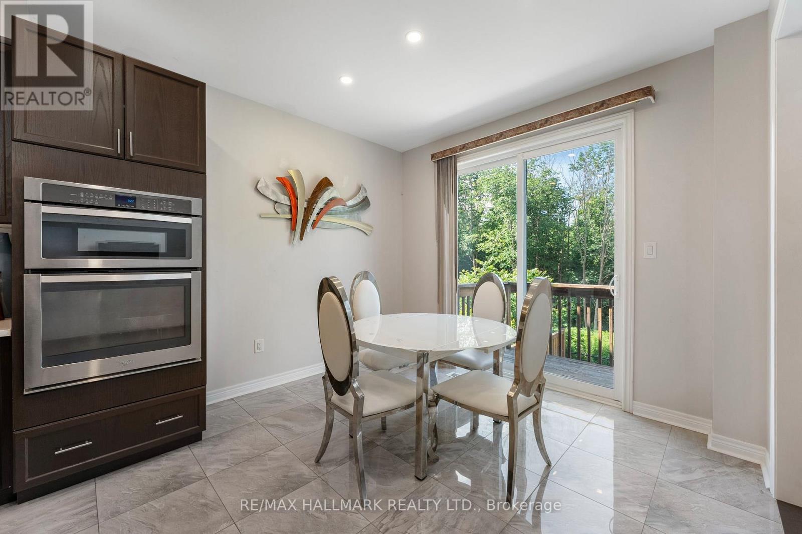 Photo 13 of 262 Elbern Markell Drive, Brampton ON