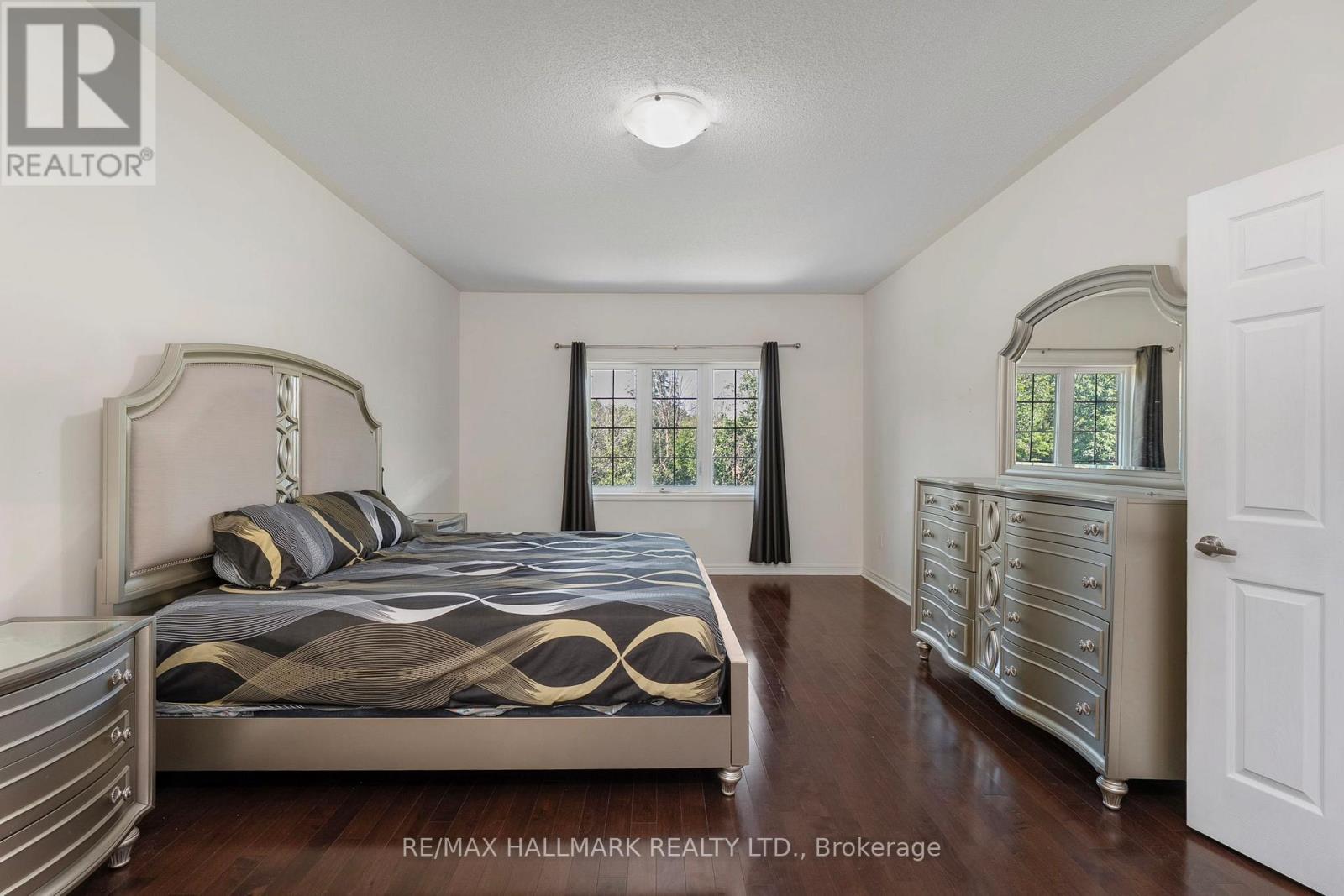 Photo 21 of 262 Elbern Markell Drive, Brampton ON