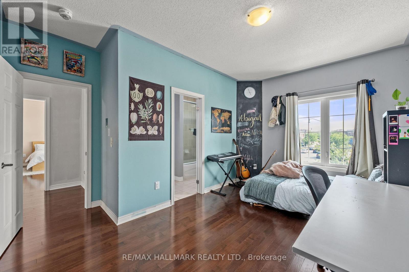 Photo 27 of 262 Elbern Markell Drive, Brampton ON
