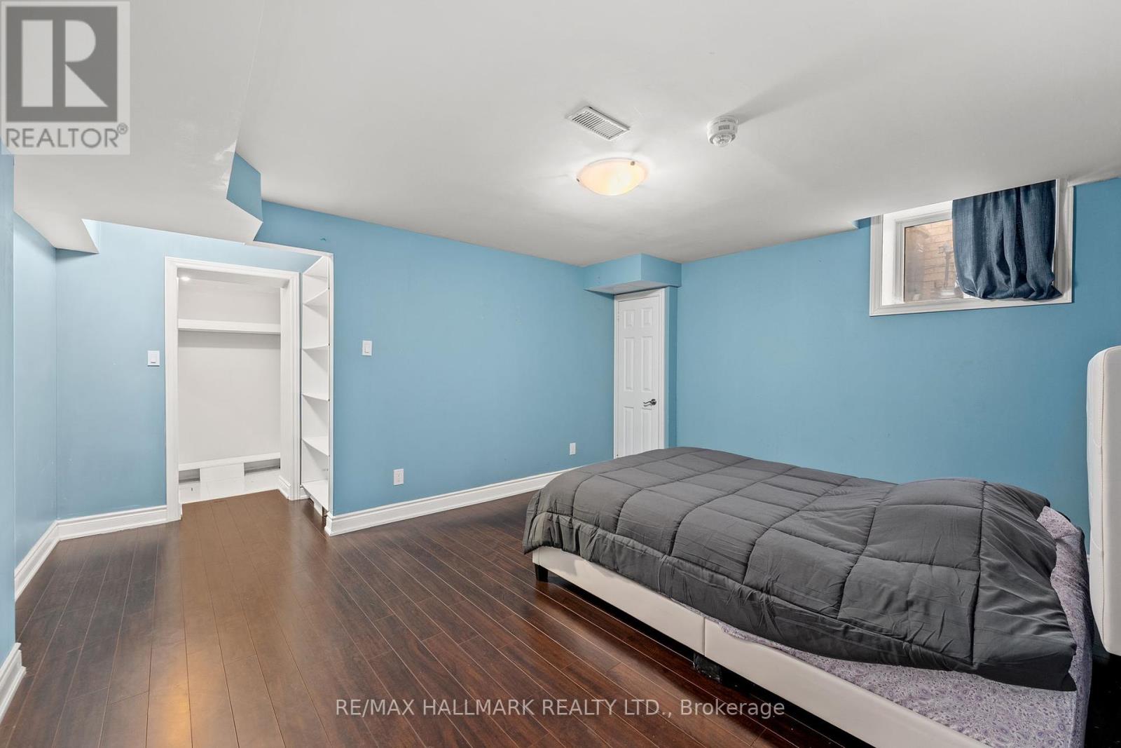 Photo 34 of 262 Elbern Markell Drive, Brampton ON
