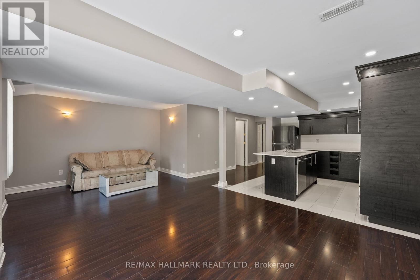 Photo 39 of 262 Elbern Markell Drive, Brampton ON