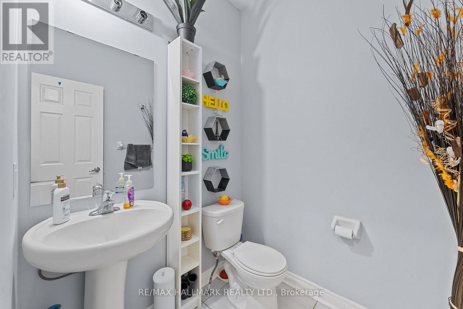 Photo 9 of 262 Elbern Markell Drive, Brampton ON