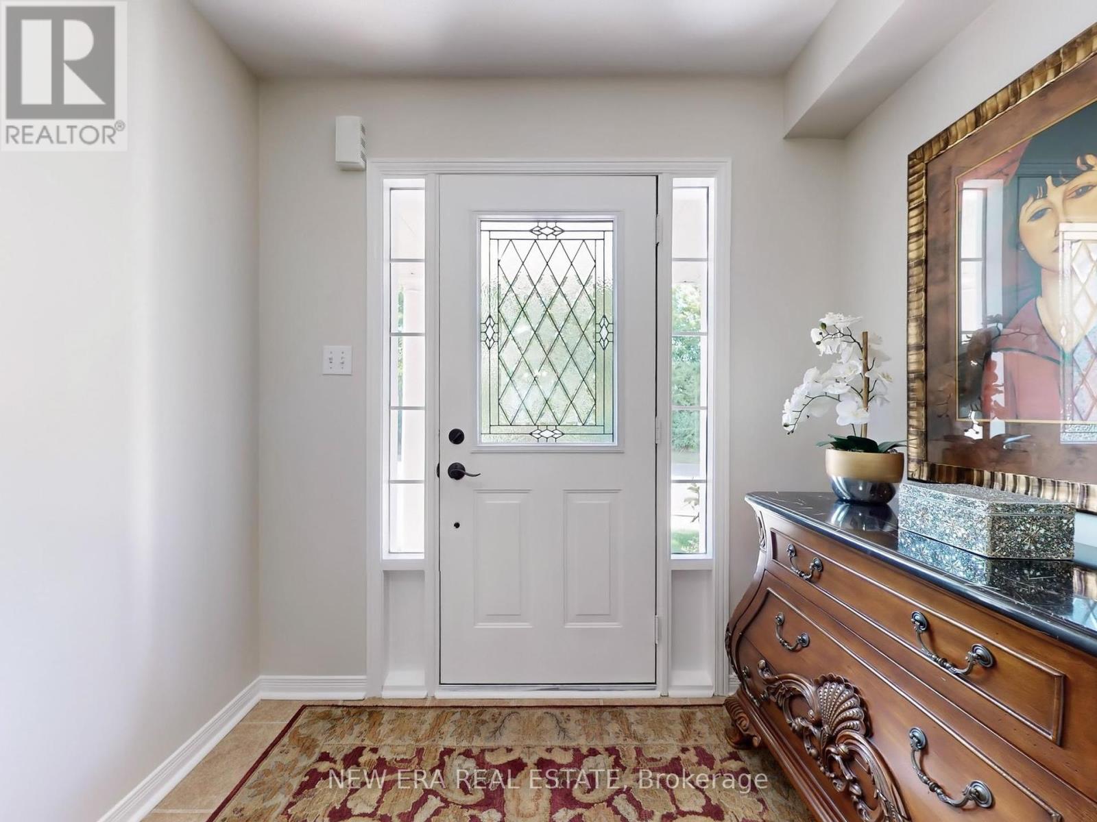 Photo 1 of 16 7360 Zinnia Place, Mississauga ON