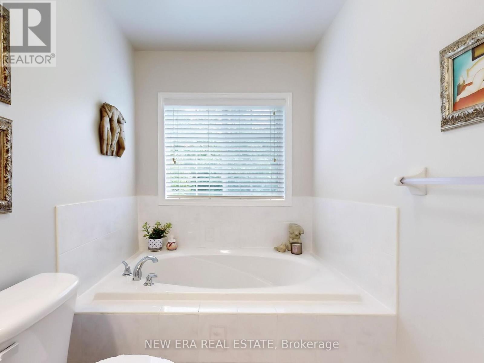 Photo 25 of 16 7360 Zinnia Place, Mississauga ON