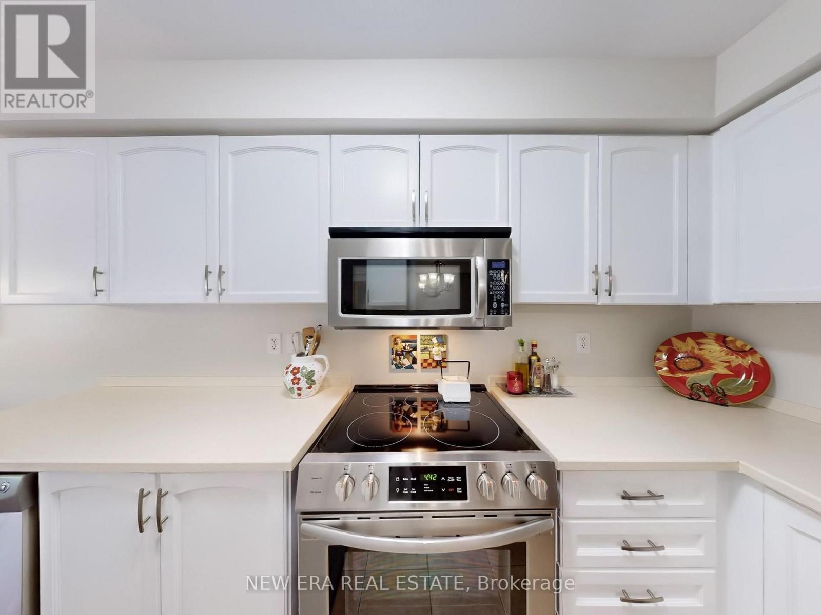 Photo 17 of 16 7360 Zinnia Place, Mississauga ON