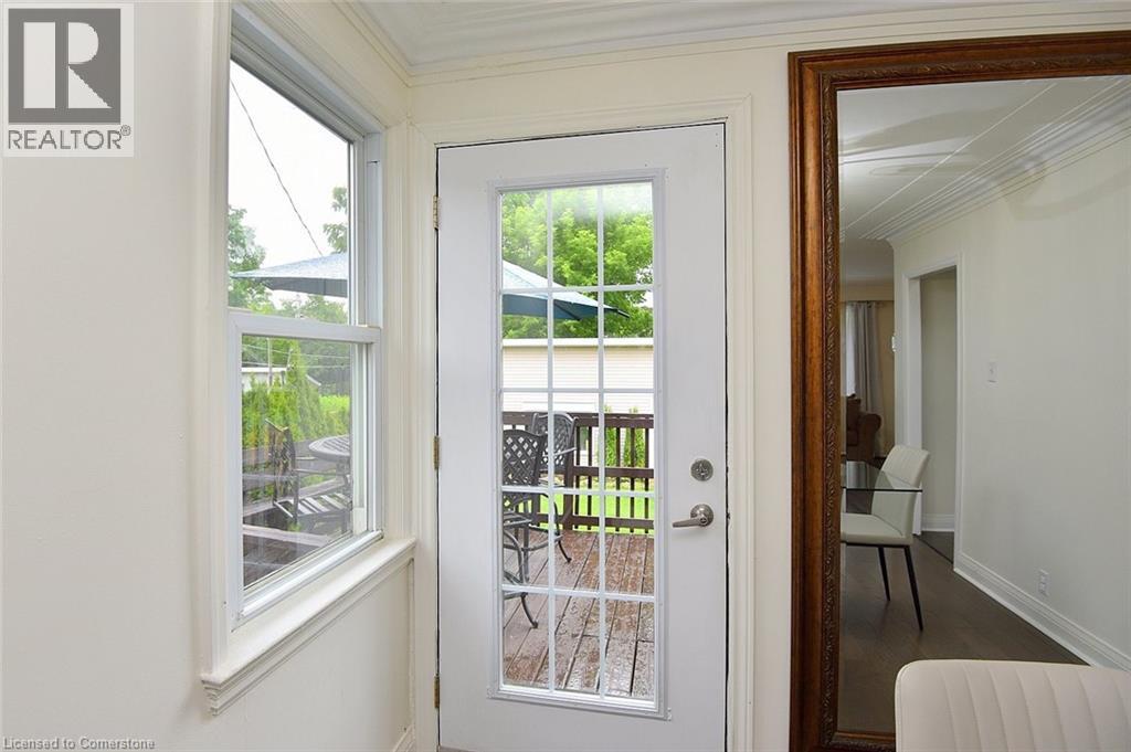 Photo 37 of 45 Dunkirk Drive, Hamilton ON