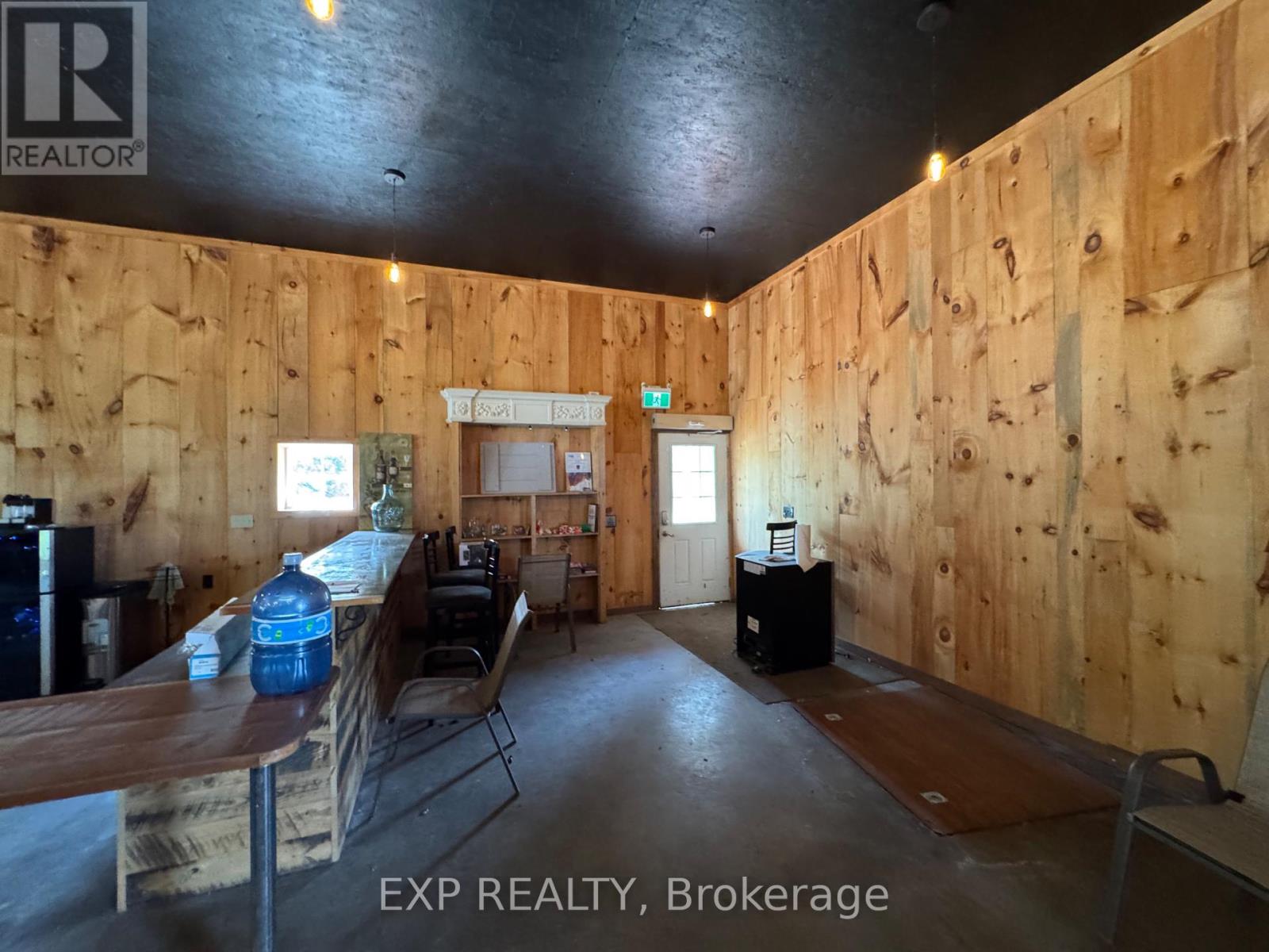 Photo 3 of 138 Tisdale Road, Norfolk ON