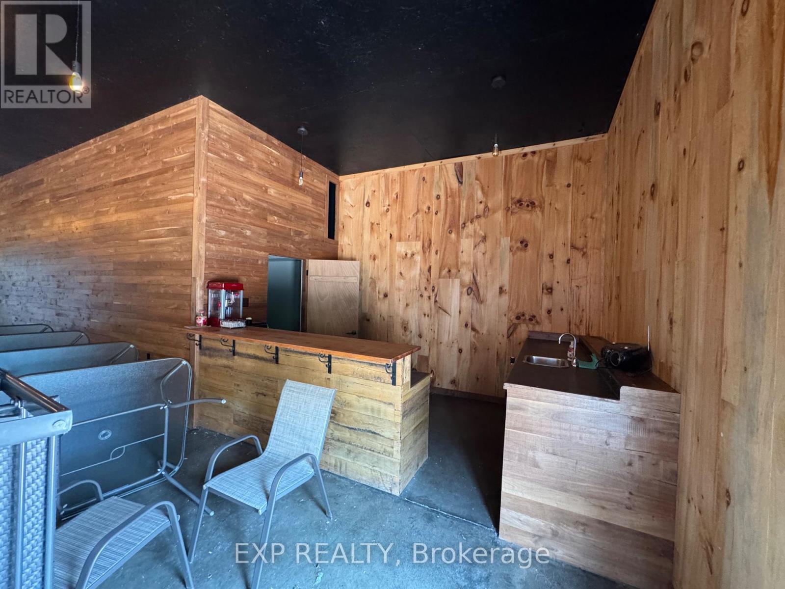 Photo 14 of 138 Tisdale Road, Norfolk ON