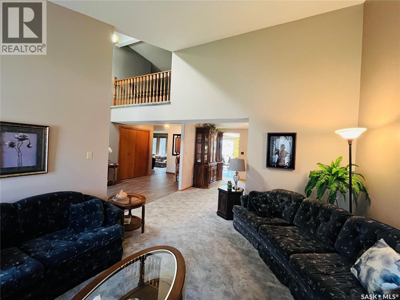 Photo 6 of 330 Cowie Crescent, Swift Current SK