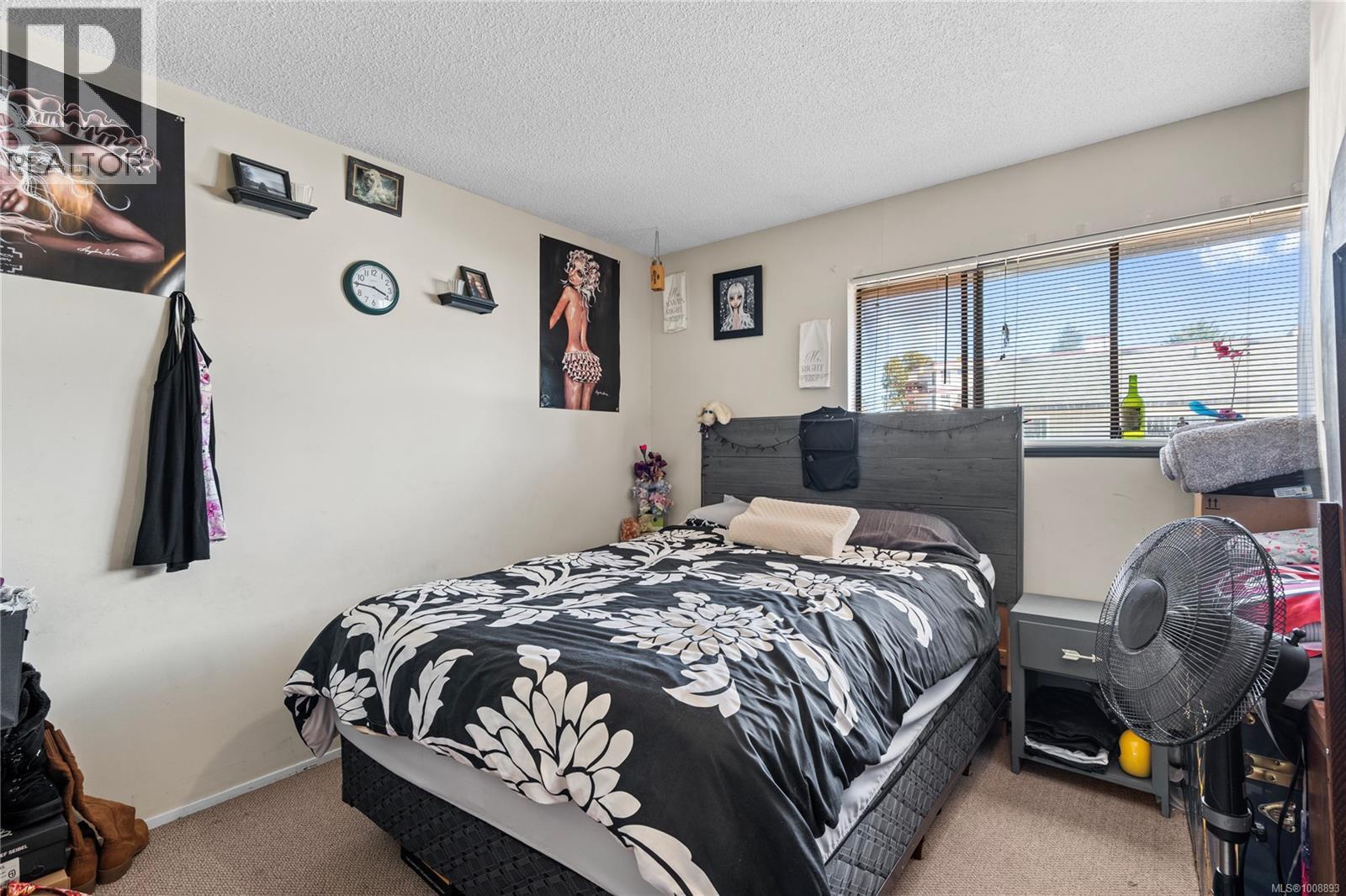 Photo 24 of A 1060 St George Cres, Nanaimo BC