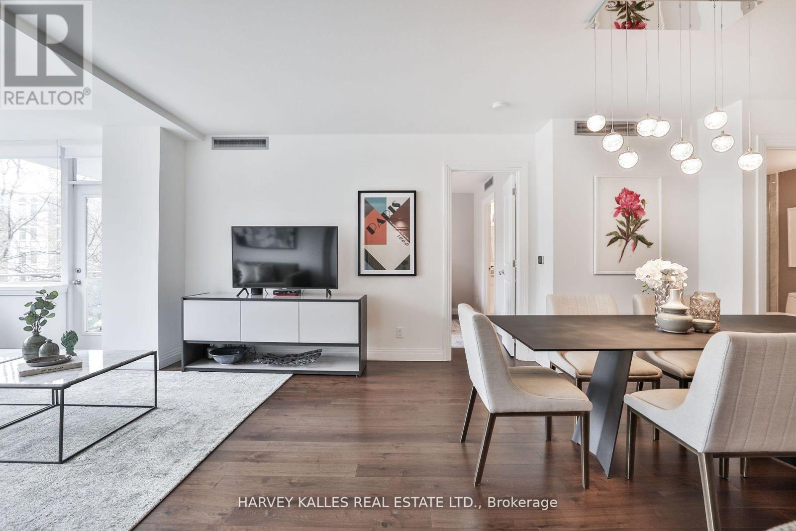 Photo 30 of 306 1 Benvenuto Place, Toronto ON