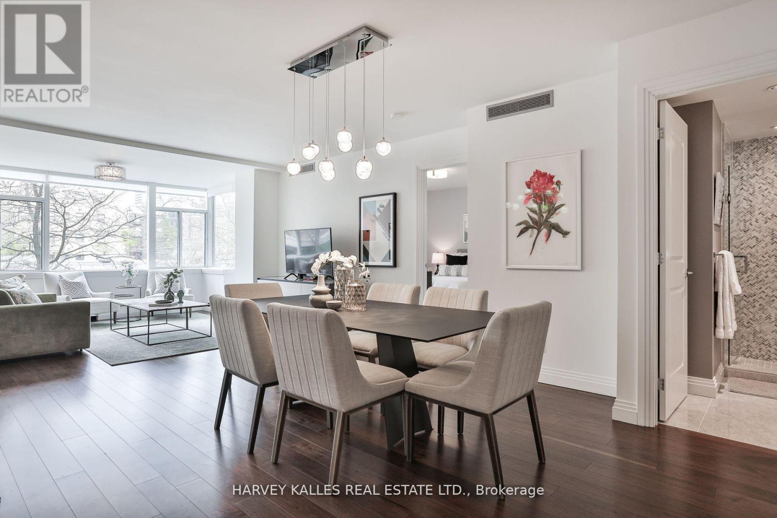 Photo 42 of 306 1 Benvenuto Place, Toronto ON