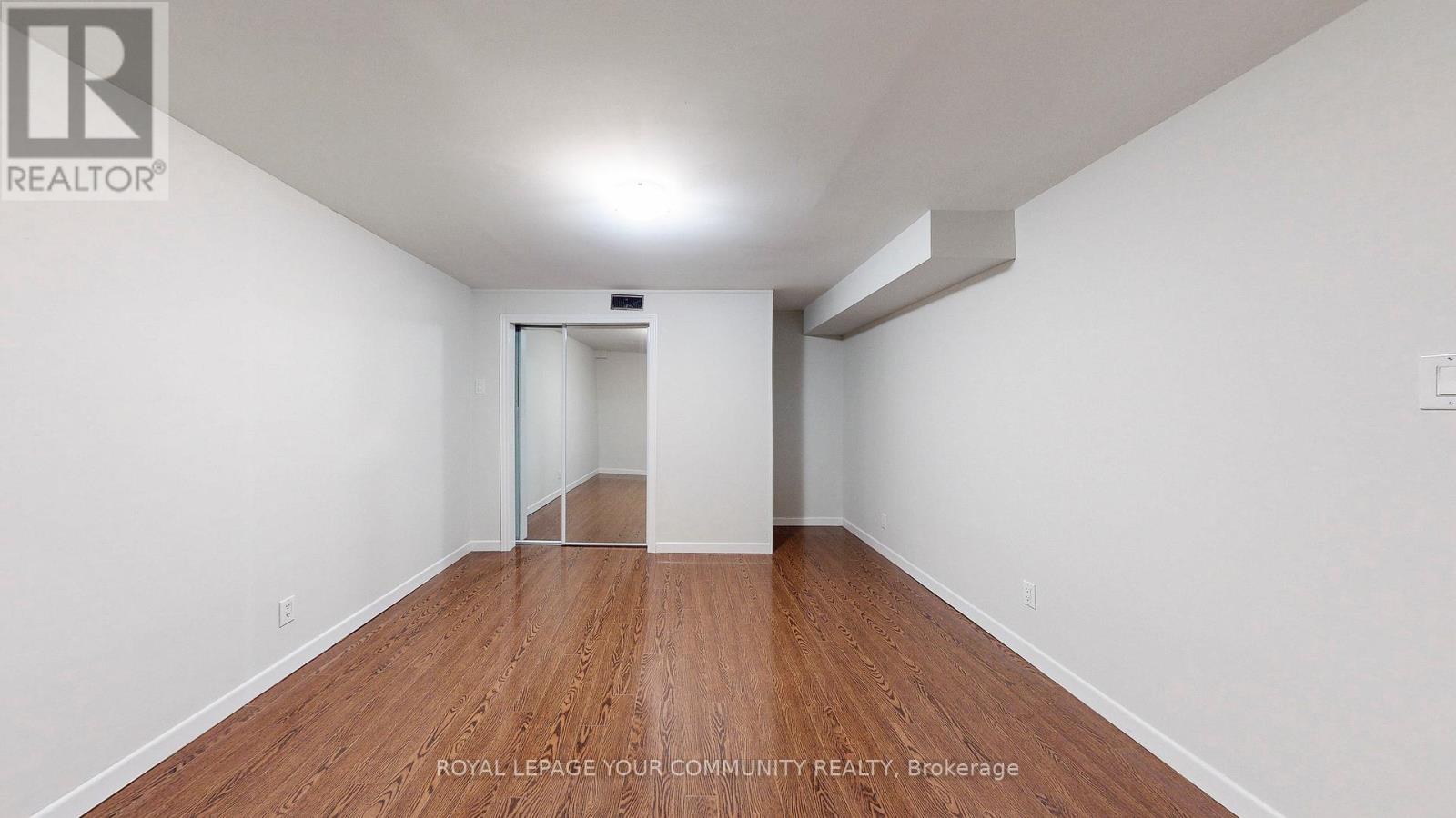 Photo 39 of 39 Silverview Drive, Toronto ON