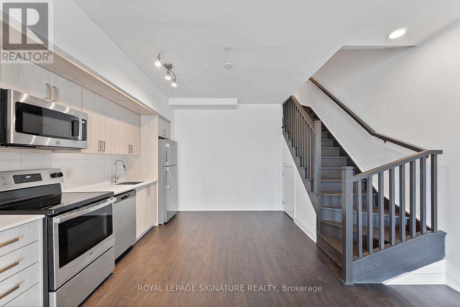 Photo 35 of 104 1 Cardiff Road, Toronto ON
