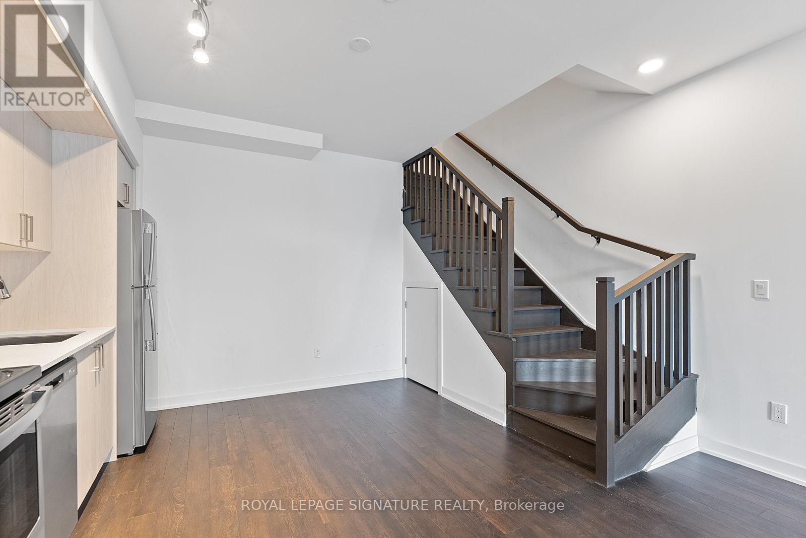 Photo 34 of 104 1 Cardiff Road, Toronto ON