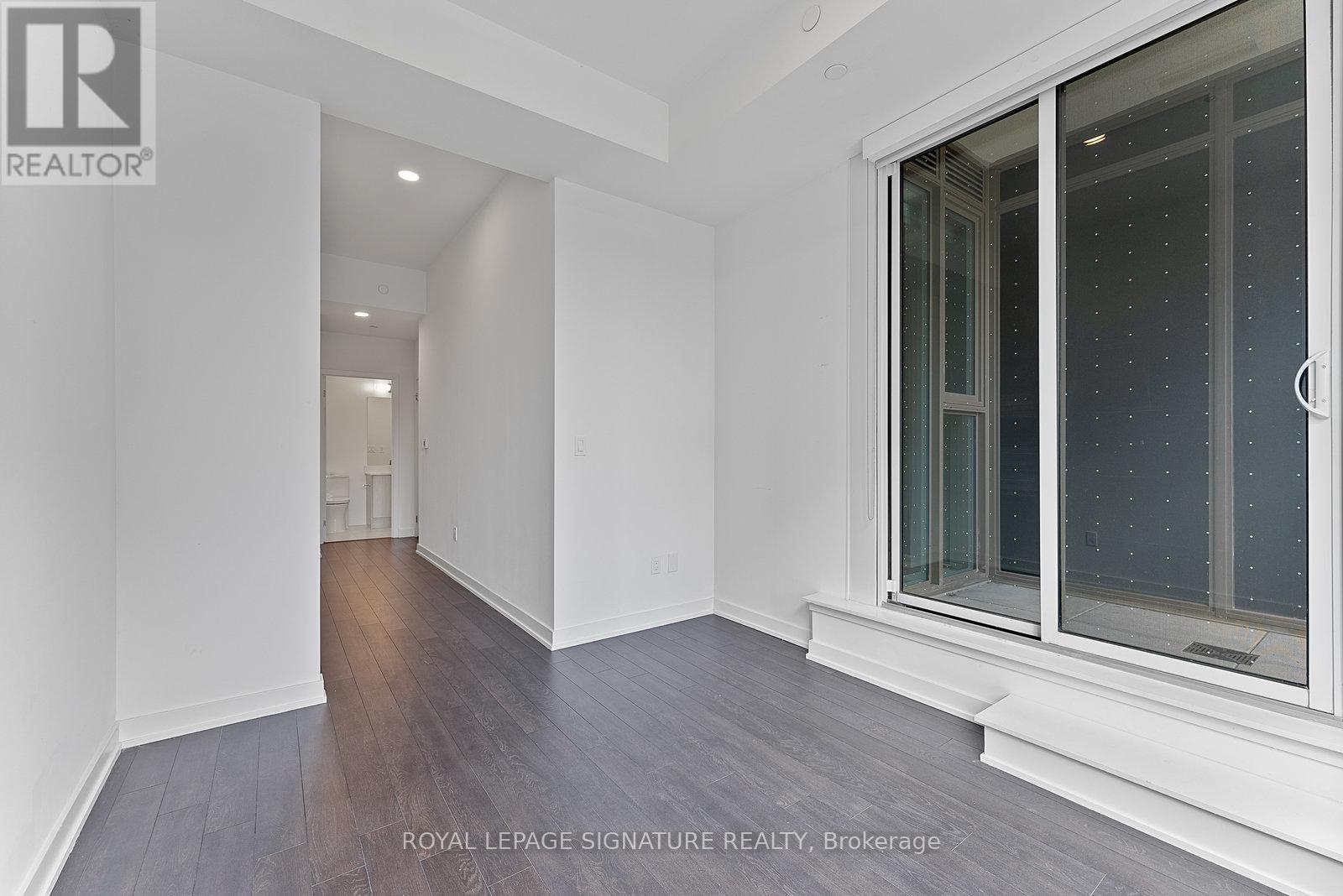Photo 28 of 104 1 Cardiff Road, Toronto ON