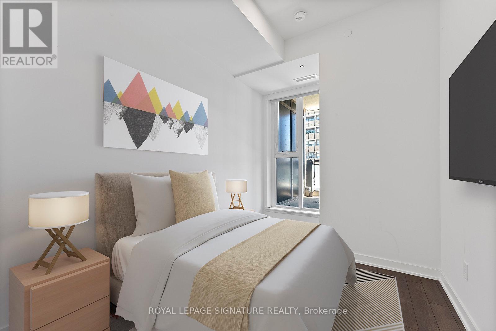 Photo 9 of 104 1 Cardiff Road, Toronto ON