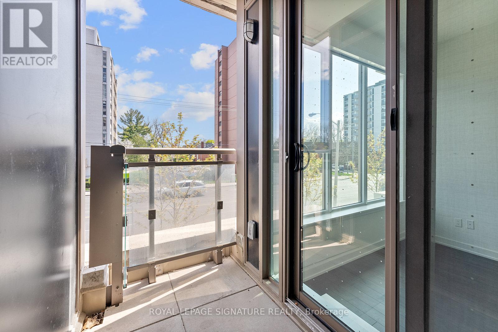 Photo 20 of 104 1 Cardiff Road, Toronto ON