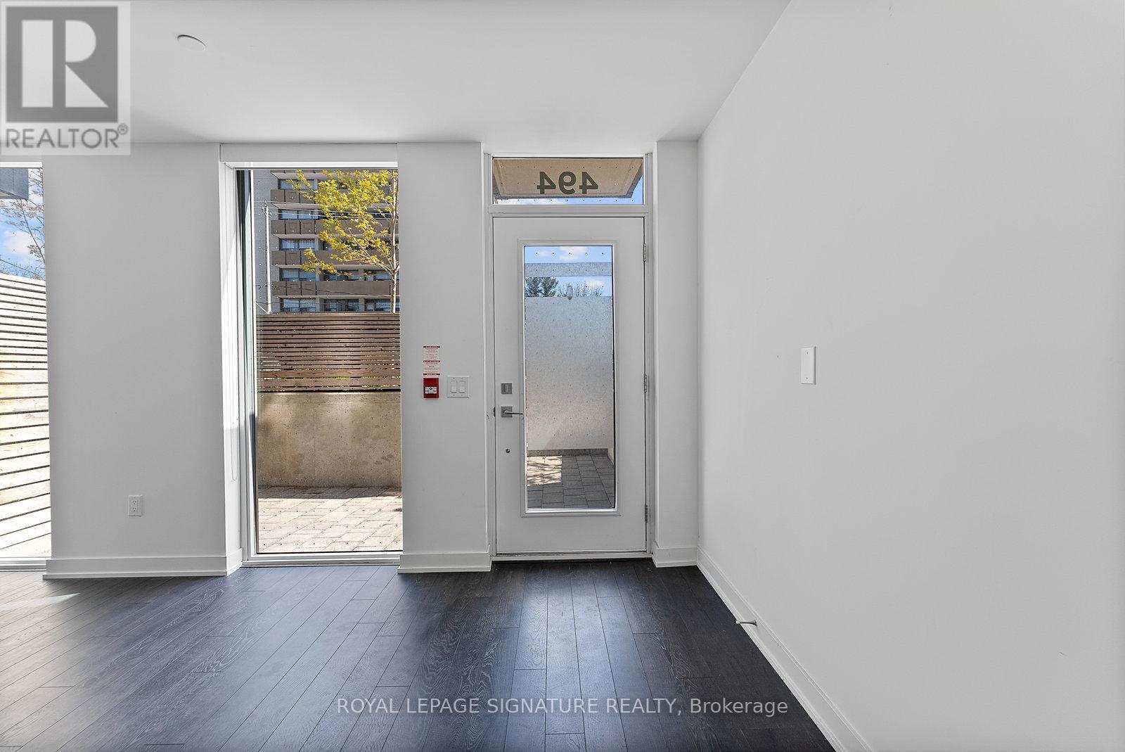 Photo 37 of 104 1 Cardiff Road, Toronto ON