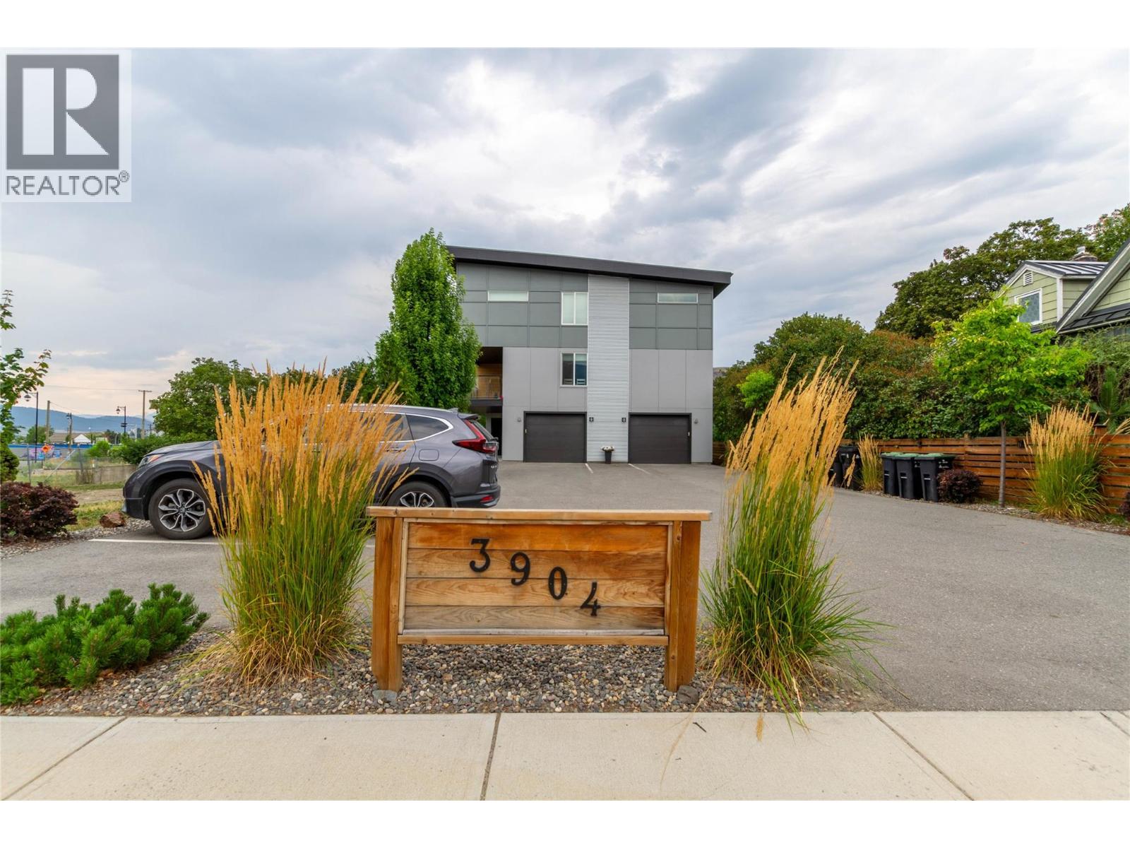 Photo 1 of 3904 29 Street Unit 4, Vernon BC
