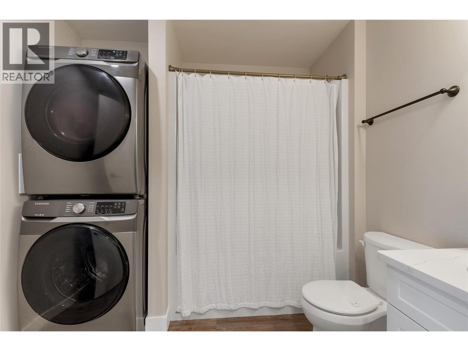 Photo 10 of 3904 29 Street Unit 4, Vernon BC