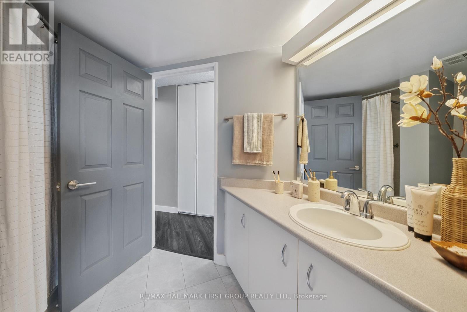 Photo 24 of 204 1625 Pickering Parkway, Pickering ON