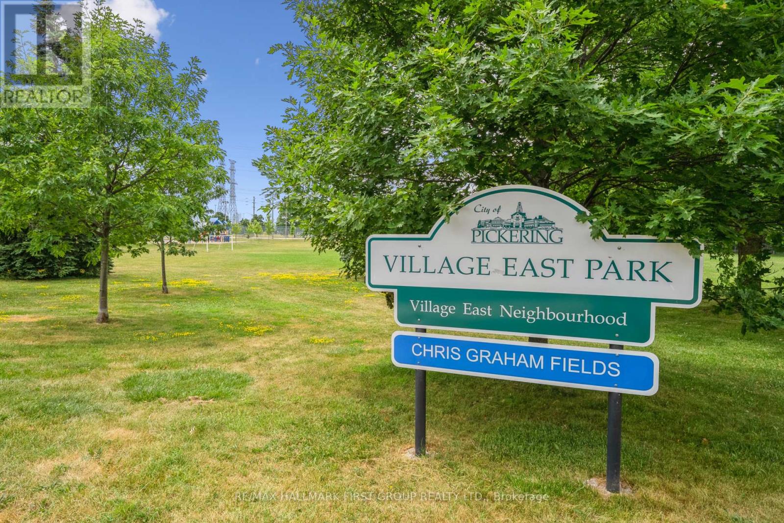 Photo 12 of 204 1625 Pickering Parkway, Pickering ON