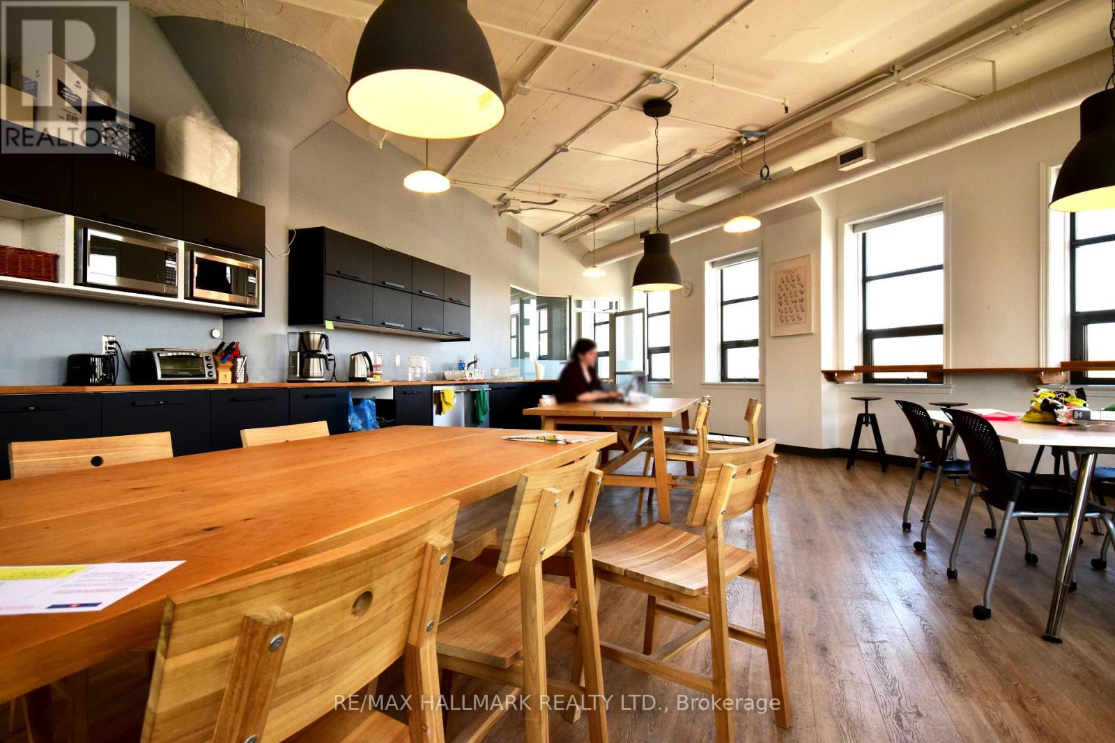 Photo 6 of 400 100 Broadview Avenue, Toronto ON