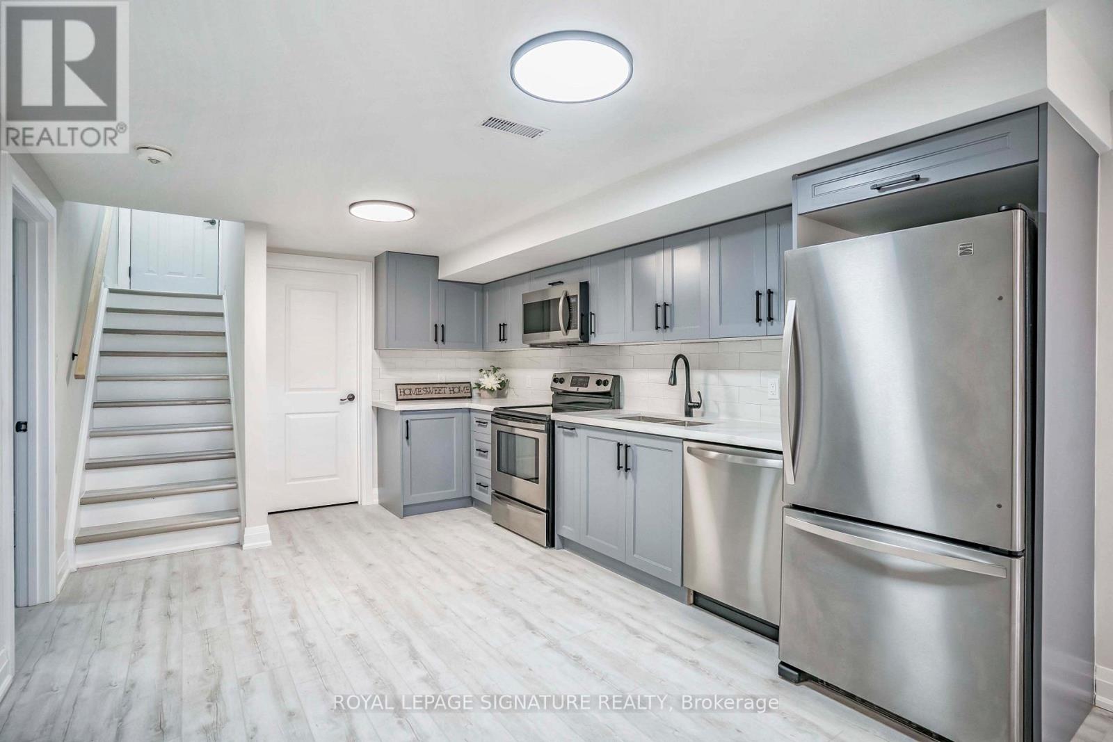 Photo 19 of 480 Browning Street, Oshawa ON
