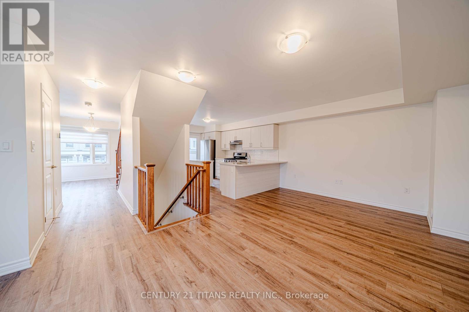Photo 12 of 3321 Thunderbird Promenade, Pickering ON