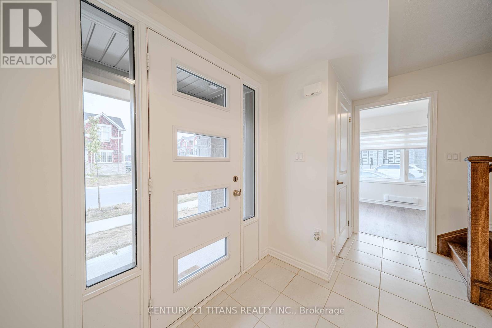 Photo 34 of 3321 Thunderbird Promenade, Pickering ON