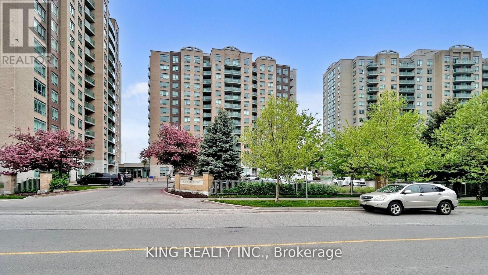 Photo 12 of 901 23 Oneida Crescent, Richmond Hill ON