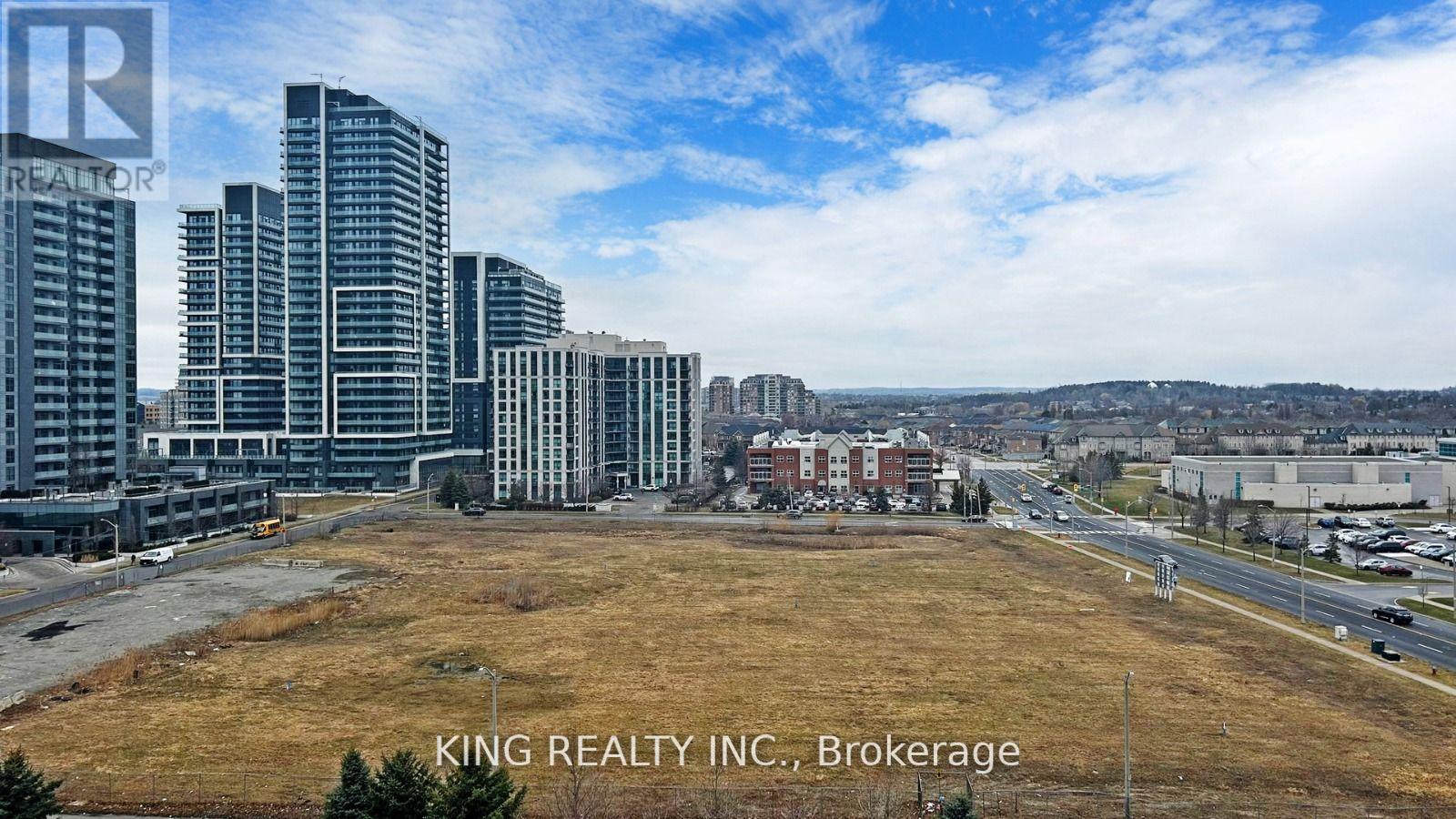 Photo 24 of 901 23 Oneida Crescent, Richmond Hill ON