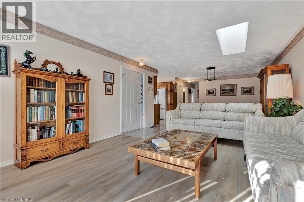 Photo 11 of 570 West Street Unit 23, Brantford ON