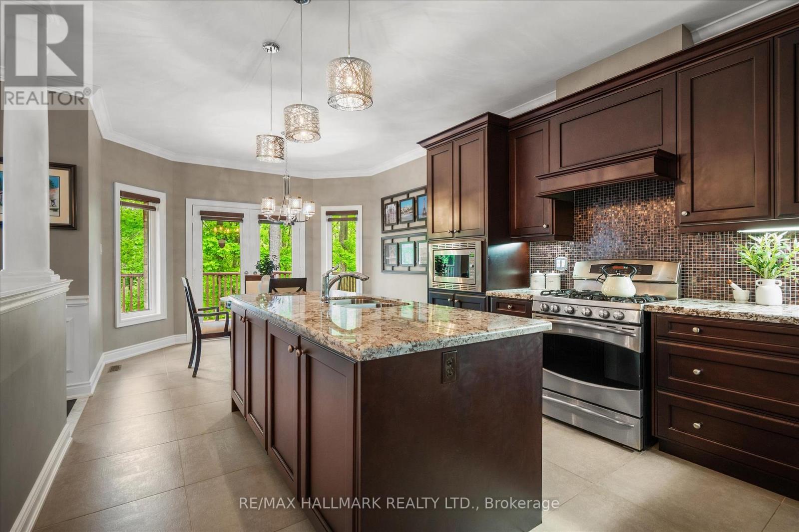 Photo 13 of 24 Diamond Valley Drive, Oromedonte ON